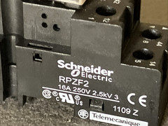 Schneider RPZF2 Relay Socket Base plus RPM21F7 Relay used – warranty