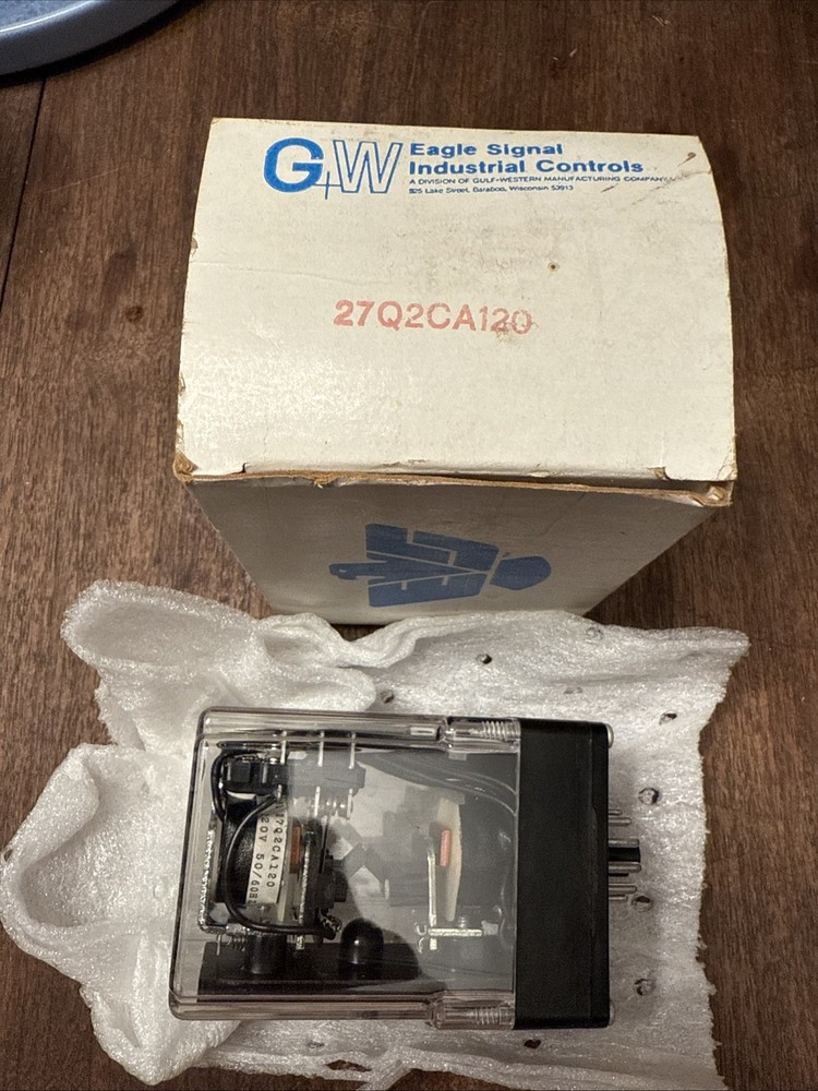 Eagle Signal 27Q2CA120 Mechanical Latch Relay 120VAC New