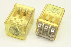 2x IDEC RR3B-UL AC 120V Relay RR3BUL