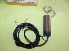 Schneider Electric Telemecanique XSAV12373. Inductivo Sensor.speed sensor.NEW