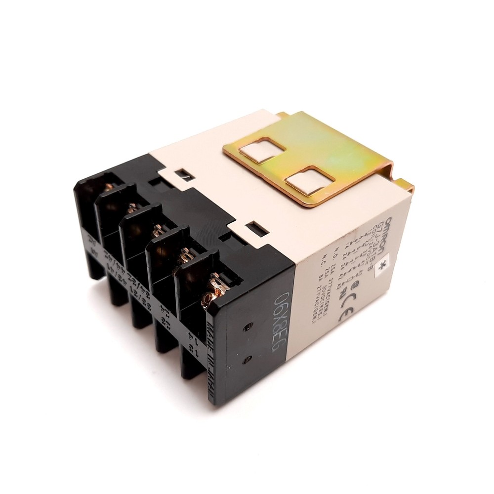 Omron G7J-3A1B-B Power Relay, 4PST 3x N/O 1x N/C, Coil: 24VDC, 277VAC 30VDC