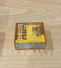 Lot of 6 FINDER 95.85.3 & 40.52 POWER RELAY WITH SOCKET BASE