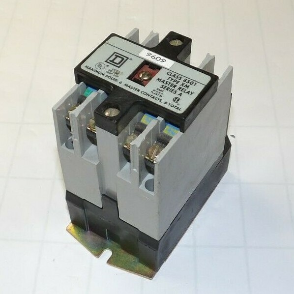 NEW SQUARE D 20 AMP CONTROL MASTER RELAY 600 V AC/DC 208 V COIL 8501XM040