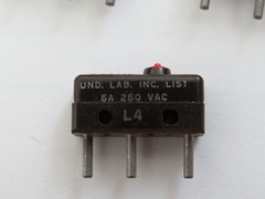 switch relay UND Lab 5A 250 VAC microswitch electronics snap parts LOT 11SM1-H2