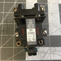Allen-Bradley 700-C200A1 B Series Control Relay (LPW24U)