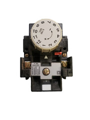 SCHNEIDER ELECTRIC, SQUARE D, 8501XO00XTD2, TIMING RELAY – NEW IN BOX