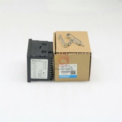 New Omron thermostat E5AZ-Q3T AC100-240 one
