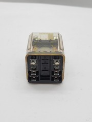 Square D 8501KUD12 Relay w Socket 10A 240V 8Pin 24V Coil Series C Form M1P14