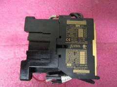 ALLEN-BRADLEY 104-A18ND3 SER. C REV CONTACTOR W/ 100-A18ND3 – USED – FREE SHIP