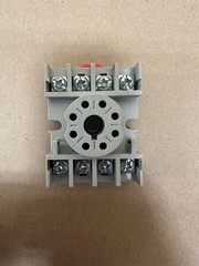 Allen Bradley 700-HA32A1 Tube Base Relay w/ Dayton 5X852N Relay Socket