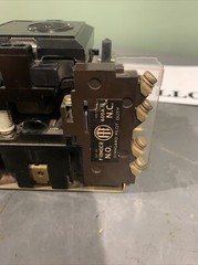 ITE SIEMENS Size 0-1 600V Contactor W 120V Coil And Overload Relays NOS