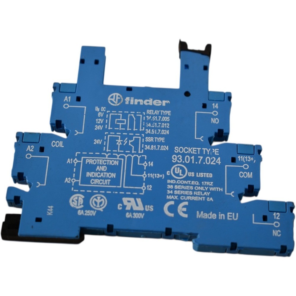 Finder 93.01.7.024 5-Pin Relay Socket 6A 250V DIN Rail