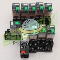 10 set Schneider Electric Telemecanique RXZE1M2C + RXM2AB2BD Relais
