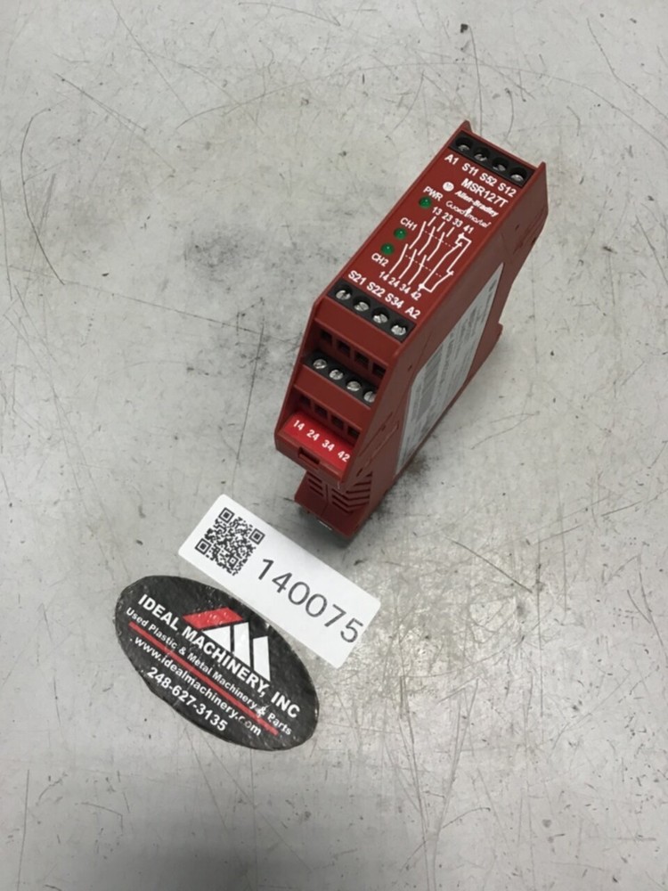ALLEN BRADLEY Guardmaster Safety Relay 440R-N23126 SER C Used #140075