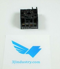 Lot of 10 – Socket relay – PF113A-E – OMRON Relay