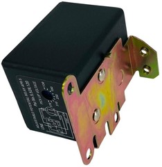 APR5 – Universal Adjustable Potential Relay