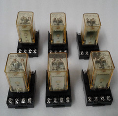 Lot of 6 Idec RR2P-ULAC120V General Purpose Relay with SR2P-06 Socket – New