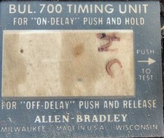 🗽ALLEN BRADLEY 700-NT RELAY, SERIES Cat. #: 700-N200A1 Contactor
