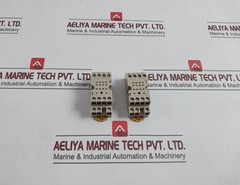 Lot of 3X OMRON PYF14A-N Relay Socket DIN Rail 5A 250VAC