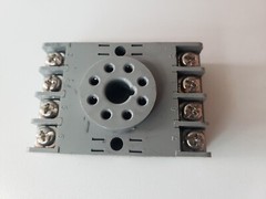 IDEC SR2P-06 Relay Base
