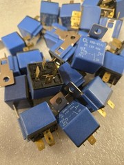 22 – SHR -4141 , 40 A 12 volt relay, pickup lights, trailer brakes ect, projects