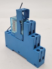 Finder 95.05 Relay Socket Base With Relay 10A 250V 40.52 8A 250V 8 Pin