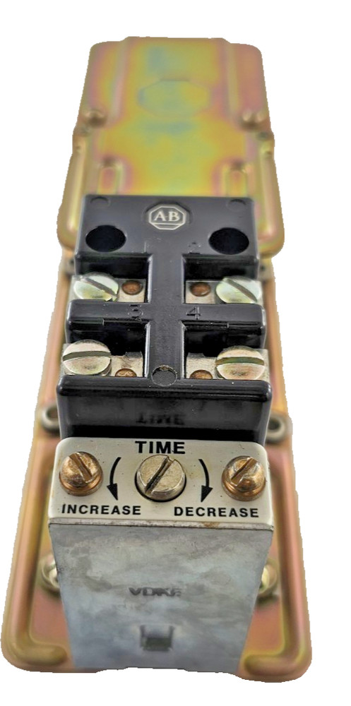 849A-Z0D24 ALLEN-BRADLEY SERIES B PNEUMATIC TIMING RELAY