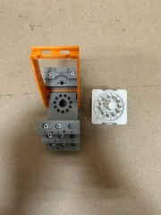 Phoenix Contact 2903693 Switching Relay w/ RIF-3-BSC/3×21 Relay Base