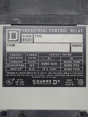 Square D 8501 X020XTE1V02 AC Control Relay w Timer Attachment 120/110V Coil