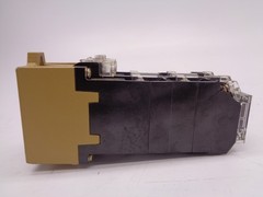 ALLEN BRADLEY 700-P1200A1 10A 120V SER. D (AS PICTURED) NSNP