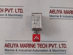 TELEMECANIQUE RUN 31A22 BD Relay Plug IEC255-1-00 10A 250VAC