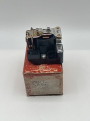 Dayton 5X851A General Purpose Relay DPDT 8-Pin Octal Base Industrial New NOS