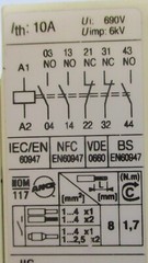 Schneider Electric Telemecanique CAD32M7 Control Relay 220V 50/60Hz CAD32-M7