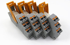 Lot of 4 Phoenix Contact 2900931 RIF-1-BPT/2×21 w/ Phoenix Contact 2961192 Relay
