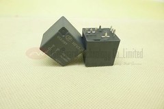 HFV7-P/012-HST Automotive Relay 70A 12VDC 4 Pins x 1PC NEW