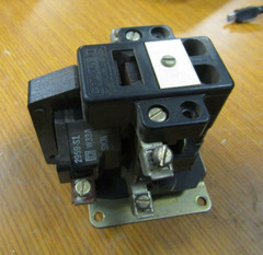 😉 SQUARE D 10 AMP CONTROL RELAY 110/120V COIL 600 VAC 8501-DO-20