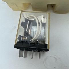 LOT OF 10 GENUINE OMRON RELAY# MY4N-AC110-120