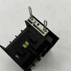 SIEMENS 3RT1916-2GD51 TIME DELAY AUXILIARY SWITCH 3RT19162GD51 200-240V 🎯