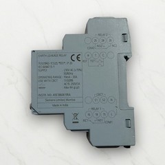 SIEMENS 7UG0842-1CD20 EARTH LEAKAGE RELAY 220VAC FREE FAST SHIPPING