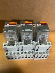 (Lot of 3) ABB CR-M120AC4L Pluggable Interface Relay 120VAC with CR-M4SS Socket