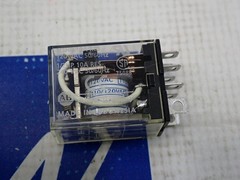 ALLEN BRADLEY 700-HF32A1 SER A RELAY 120 VAC 10 A New