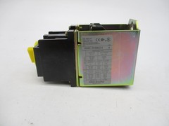 ALLEN BRADLEY 700DC-PK400Z24 SER. A 24VDC (AS PICTURED) NSNP