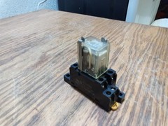 Omron LY2 Power Relay With Base