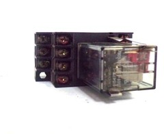 FUJI RELAY & BASE, HH54PW-L, TP514X2, 100-110V, 50/60 HZ