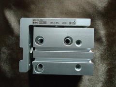 SMC MXH10-15Z Max. 0.7 MPa. Made in japan