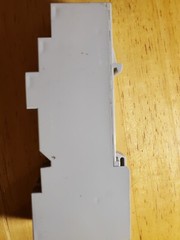 P2RF-08-S – RELAY SOCKET 8 POSITION DIN RAIL – Omron Automation and Safety