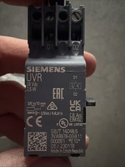 Under Voltage Relay Siemens Uvr 24vdc 2.5w