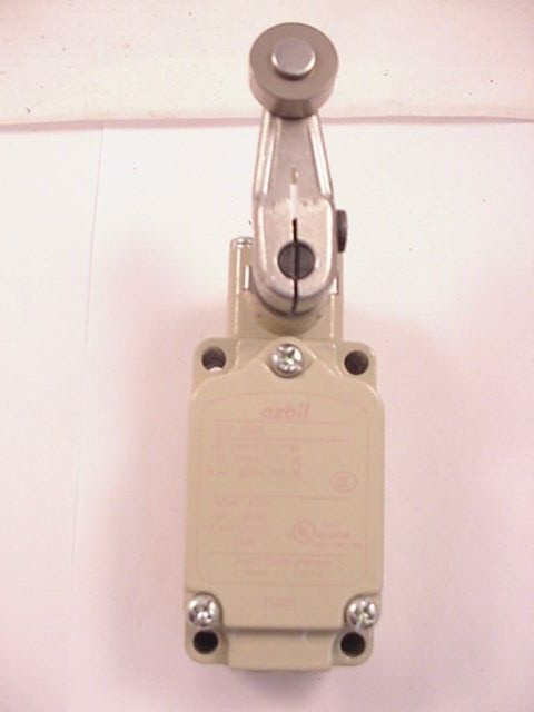 AZBIL 1LS-J500 Limit Switch New Ships on Same Day of the Purchase