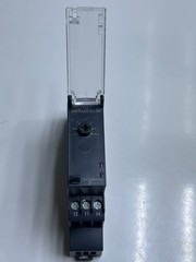 SCHNEIDER RM17UAS15315M ZELIO VOLTAGE CONTROL RELAY SELF POWERED