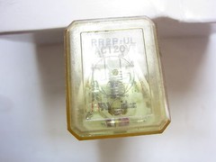 idec RR2P-UL DC24V 8-Pin 24VDC Coil Relay, Used